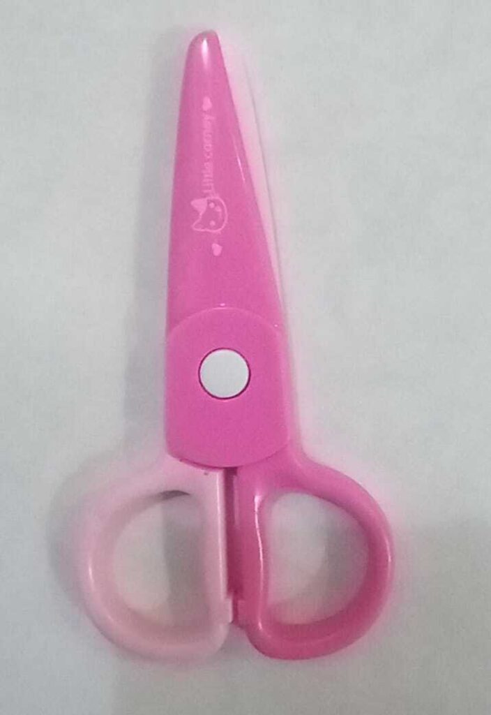 my daughter's safety scissors 