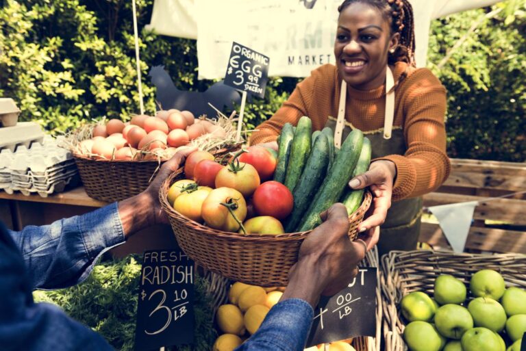 12 Must-Visit Farmers Markets for Fresh and Family-Friendly Fare